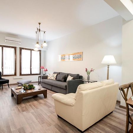 ¨Socrates¨ Traditional Apartment In The Center Of Atenas Exterior foto