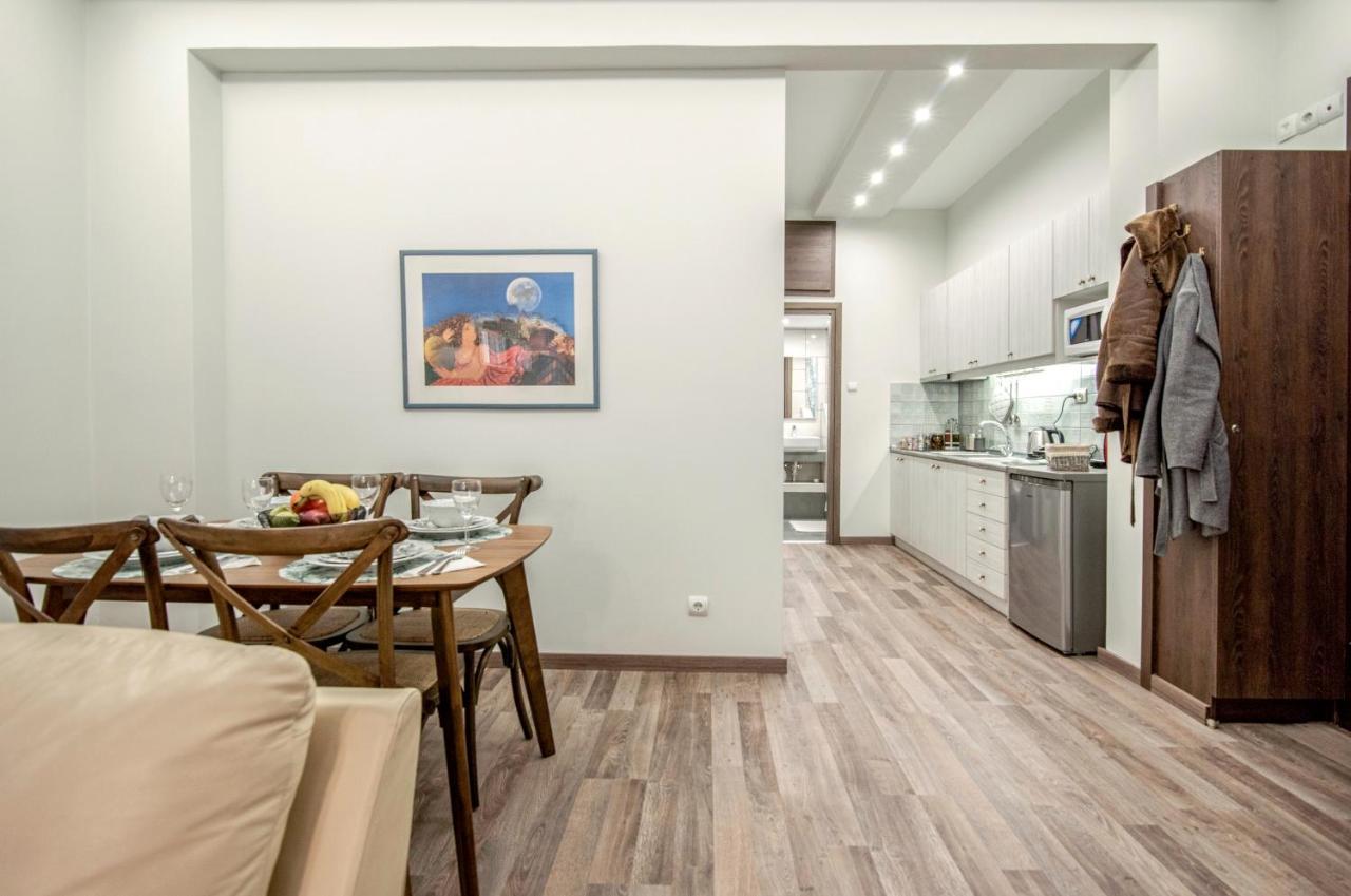 ¨Socrates¨ Traditional Apartment In The Center Of Atenas Exterior foto